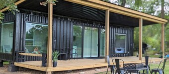 The Cozy Container, Country Living, Modern Design