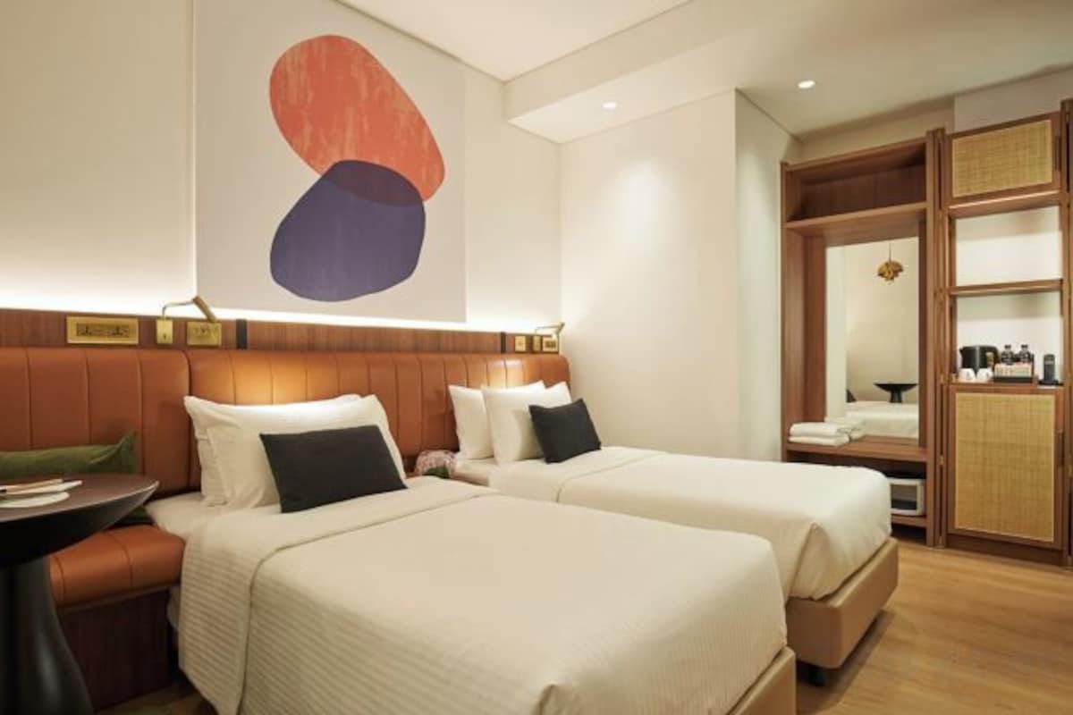 Standard Room (No Window)