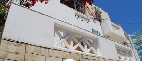Studio, 1 Bedroom, Patio | Front of property