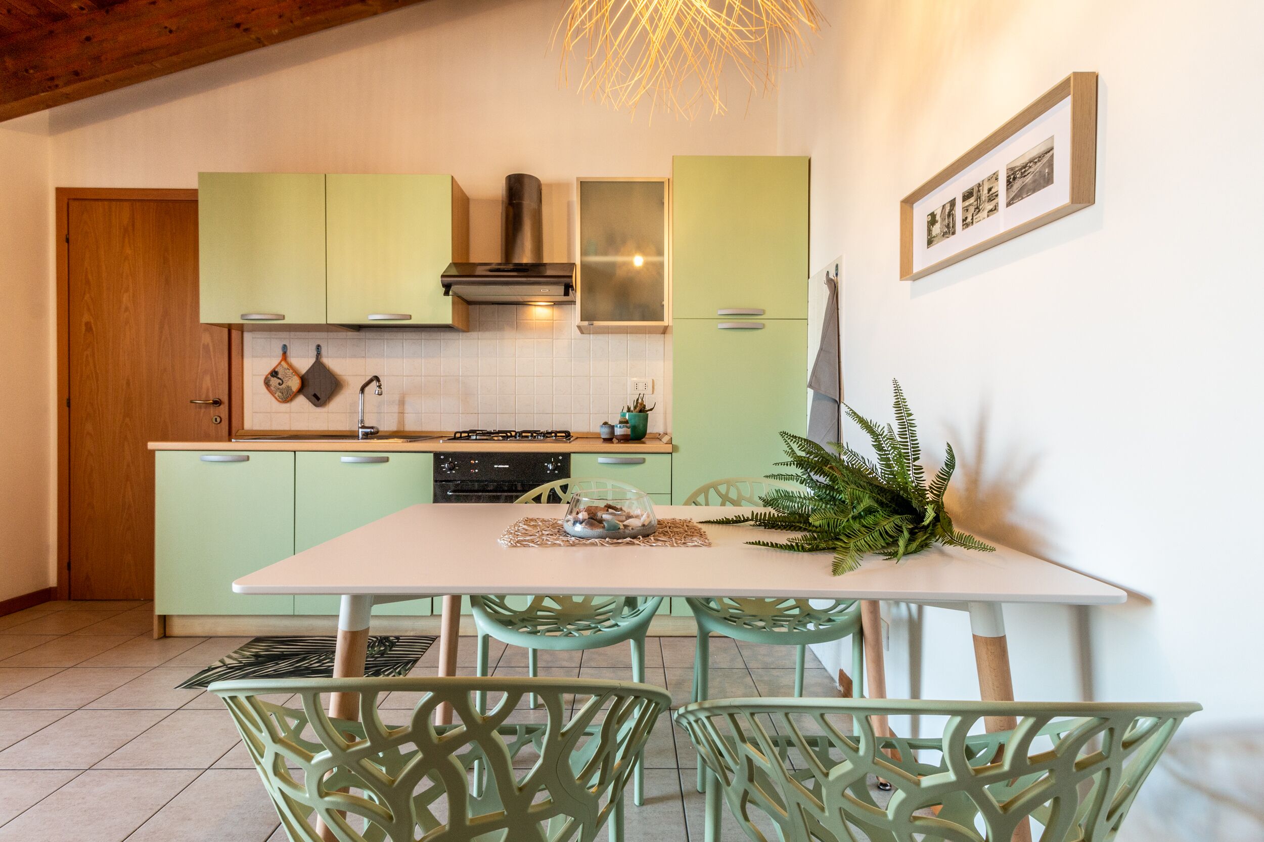 Apartment, 2 Bedrooms, Smoking, Balcony | Private kitchen | Coffee/tea maker, microwave, stovetop, dining tables