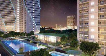 Beautiful Condominium With Swimming Pools Ect