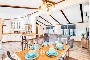 تناول الطعام