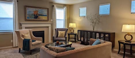 Smart TV, fireplace, DVD player, books