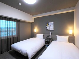 Comfort Twin Room, Non Smoking | Desk, free WiFi, bed sheets
