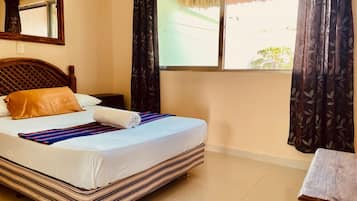 Family House | 2 bedrooms, free WiFi, bed sheets