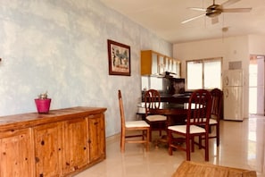 Casa família | Cozinha privada | Geladeira, cooktop