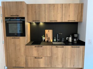 Réfrigérateur, lave-vaisselle