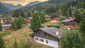 Chalet (5 Bedrooms) | Floor plan