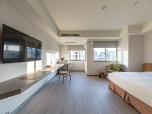 Elite Double Room | View from room - DAHU Park Hotel (Taipei)