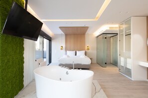 1 chambre, literie de qualité supérieure, surmatelas, bureau