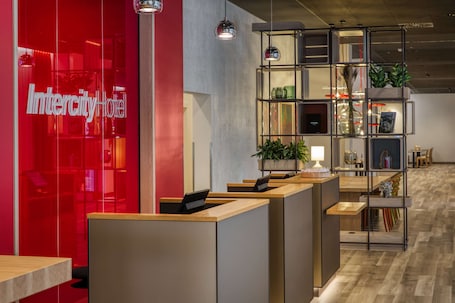 Lobby. IntercityHotel Berlin Airport BER Terminal 1+2