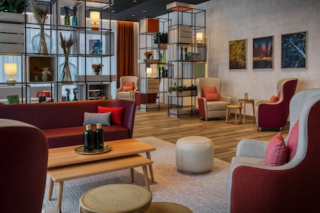 Lobby. IntercityHotel Berlin Airport BER Terminal 1+2