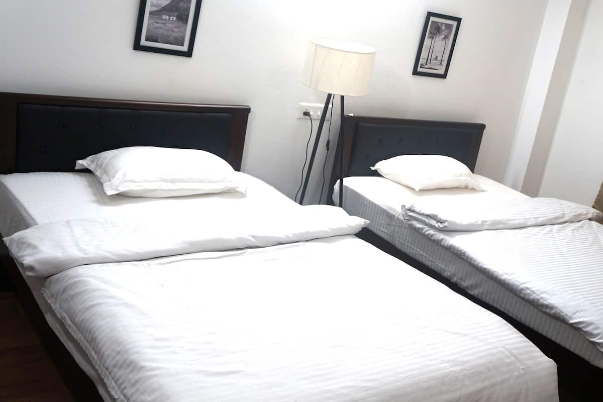 Executive Twin Room | Free WiFi