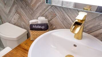 Haartrockner, Handtücher