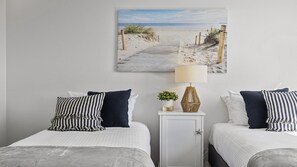 3 habitaciones, tabla de planchar con plancha y wifi gratis 
