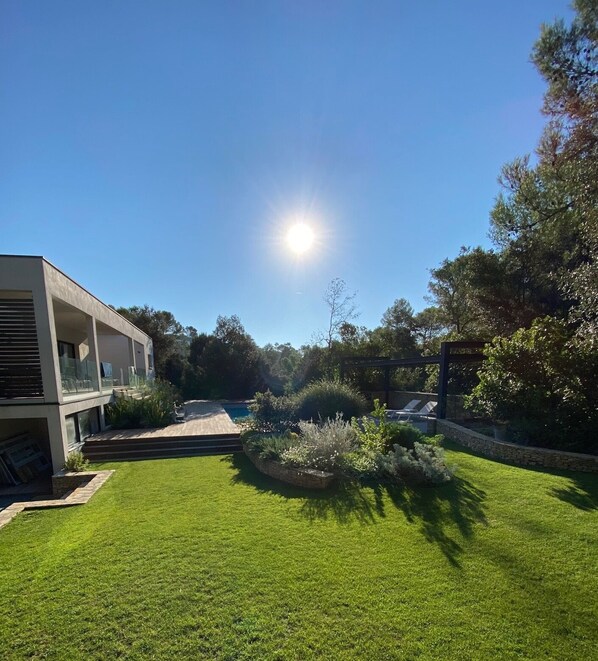 屋外プール、温水プール