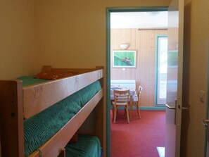 Room - Studio cabin for 4, 50m from slopes, south-facing balcony (Orcières Merlette)