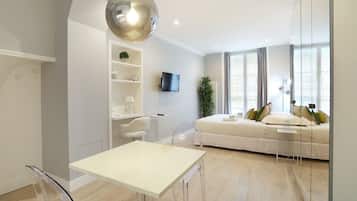 Bureau, fer et planche à repasser, Wi-Fi gratuit