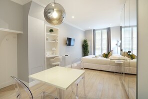 Desk, iron/ironing board, free WiFi