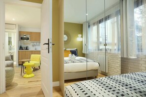 2 bedrooms, desk, iron/ironing board, free WiFi
