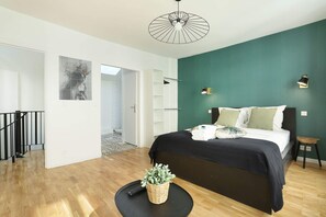 2 habitaciones, tabla de planchar con plancha y wifi gratis 