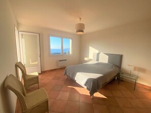 4 chambres, Wi-Fi gratuit, draps fournis