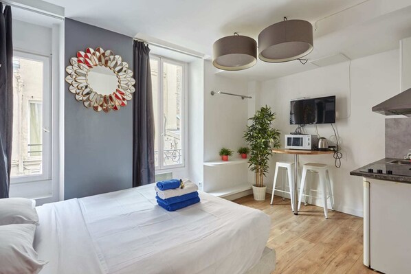 Bügeleisen/Bügelbrett, kostenloses WLAN