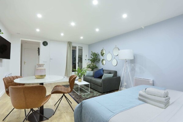 Fer et planche à repasser, Wi-Fi gratuit