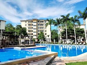 Outdoor pool - Family getaway, pool, beach and surf (Jacó)