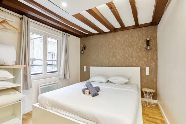 2 chambres, fer et planche à repasser, accès au Wi-Fi (inclus)