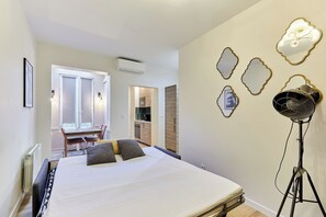 1 bedroom, free WiFi - Meslay 4 - One Bedroom Apartment, Sleeps 4 (Paris)