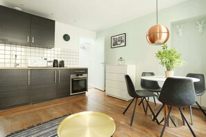 Fridge, microwave, oven, stovetop - Meslay 9 - One Bedroom Apartment, Sleeps 4 (Paris)
