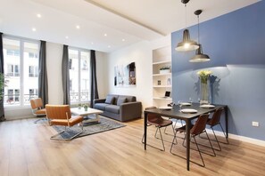 Interior - St Denis 3 - One Bedroom Apartment, Sleeps 4 (Paris)