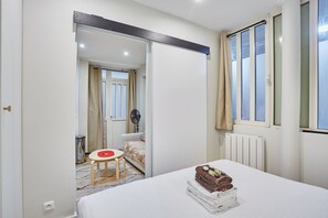 1 bedroom, iron/ironing board, free WiFi, bed sheets