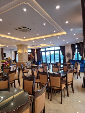 Restaurant - ViNH KHANG HA LONG HOTEL (Ha Long)