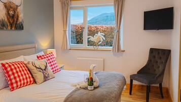 Casa básica | 4 habitaciones, ropa de cama de alta calidad y wifi gratis