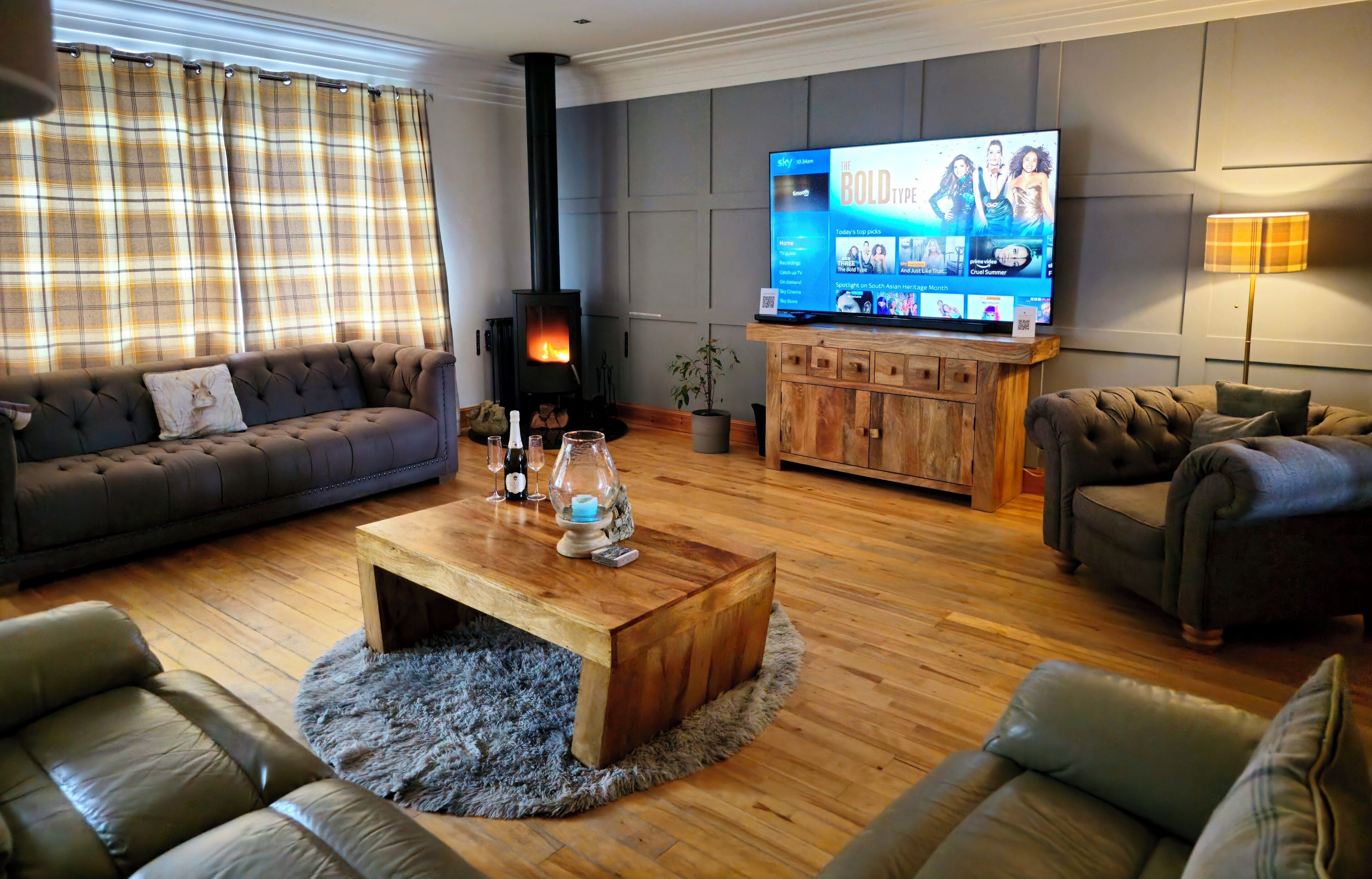 Basic House | Living area