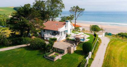 La Gaviota Oyambre Cantabria, Villa en la Playa de Oyambre. cerca de Comillas