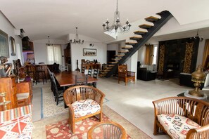 Interior - 4 Bed Villa Estate Sleeps 7 - Pool, Garden, Sauna (Kasakh)