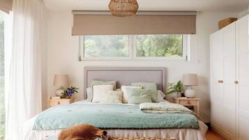 7 slaapkamers, een strijkplank/strijkijzer, wifi, beddengoed