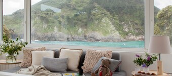 Wishome-Villa en cala salvaje con aguas turquesas. Piscina climatizada