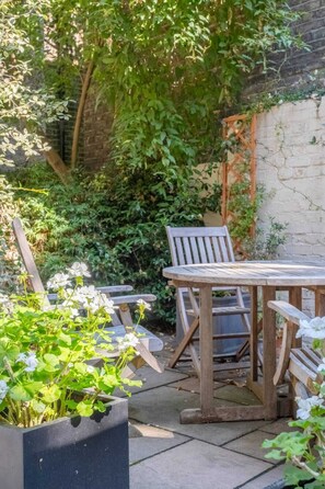 Basic-Apartment, 2 Doppelbetten | Balkon
