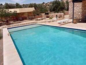 Utomhuspool