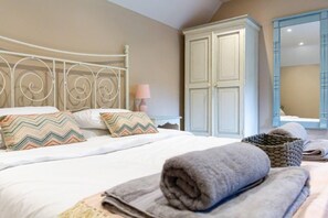 House, Multiple Beds