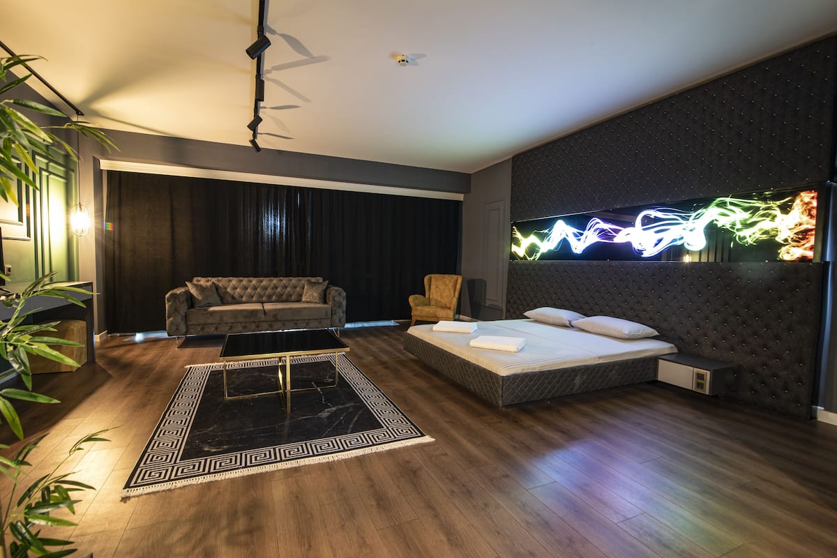 Habitación Deluxe | 1 habitación, sábanas de algodón egipcio y ropa de cama de alta calidad