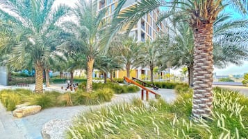 Children’s play area – outdoor