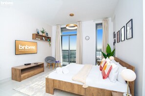 Studio Deluxe | Coffre-fort, bureau, fer et planche à repasser, accès au Wi-Fi (inclus)