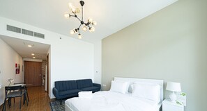 Basic Studio | Blackout drapes, iron/ironing board, free WiFi, bed sheets