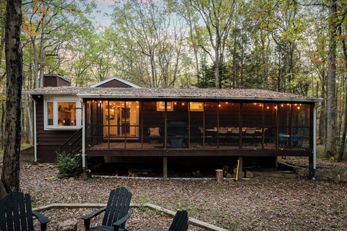 King Size Beds, Bunk Beds, Access to Pool, Lake, & Tennis