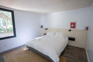 4 bedrooms, iron/ironing board, travel crib, WiFi